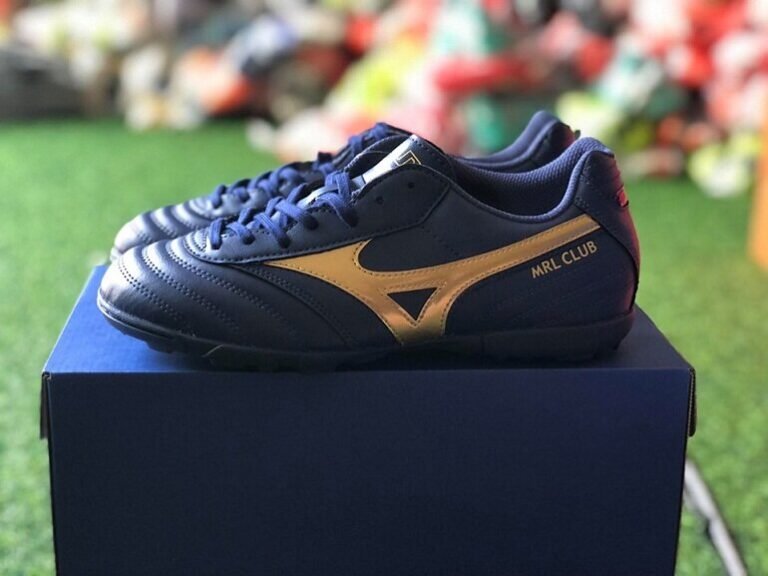 giay-da-bong-mizuno